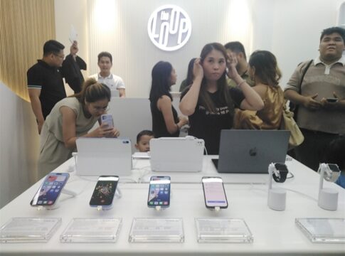 Gifts of tech abound in new The Loop store Limketkai Center - Business ...